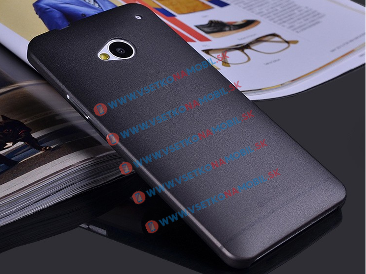 E-shop Ultratenký plastový kryt HTC One M7 čierny